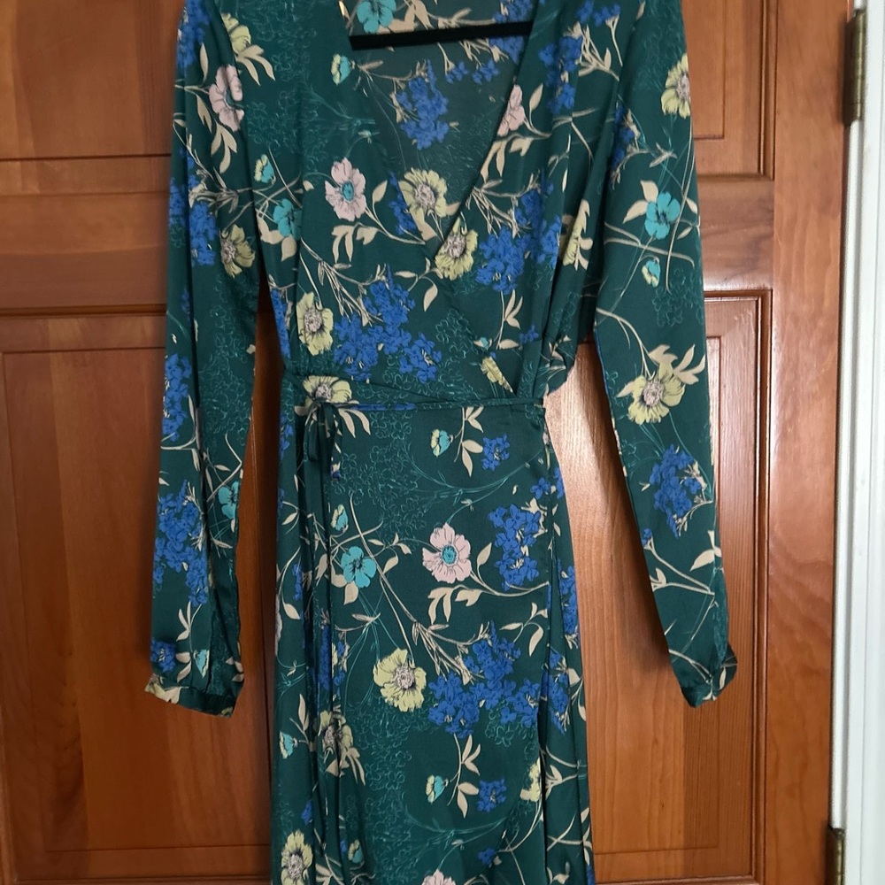 Lulu's Green Floral Midi Dress